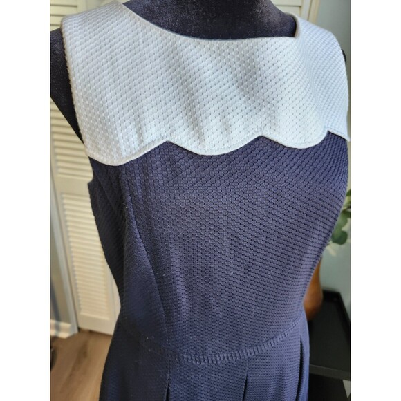 Tahari by ASL Women's Dress Navy Blue Nautical Fit & Flare Pleated size 8 - Picture 2 of 10